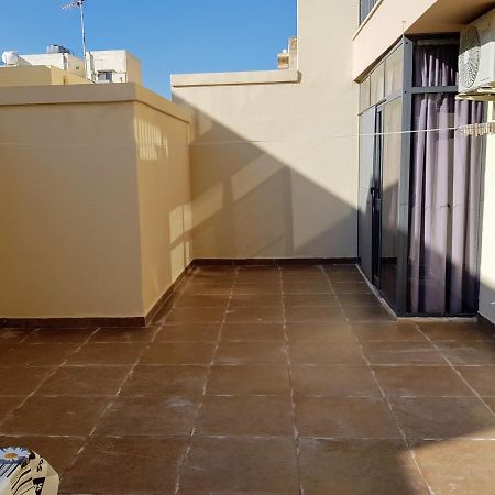 Charming Apartment-Wifi-Sleeps 5 Marsaskala Extérieur photo